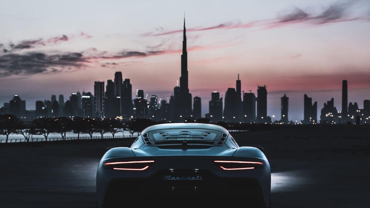 A Thorough Guide on Leasing a High-end Auto in Dubai